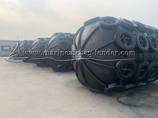 Resistencia al envejecimiento Fender neumático de caucho fácil de inflar Flange de acero inoxidable Estándar ISO17357