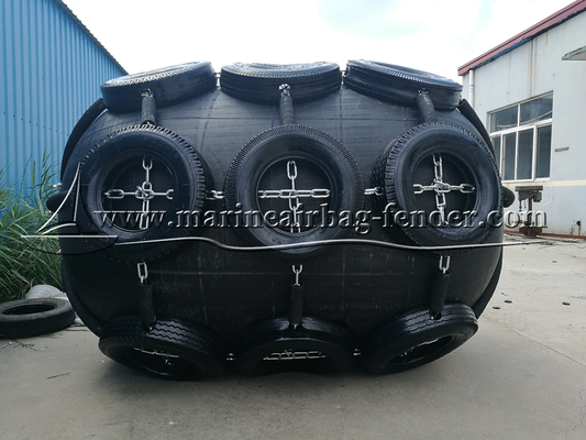 Fenders de caucho para buques de tipo Sling de tenacidad flexible para aplicaciones suaves de barco a barco