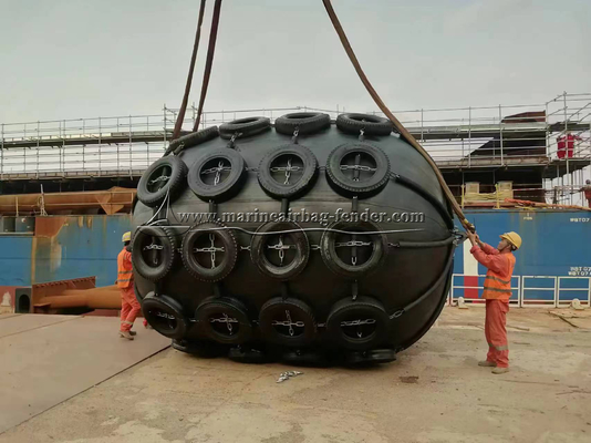 Fenders neumáticos flotantes de goma inflables 50kPa 80kPa Fácil de instalar